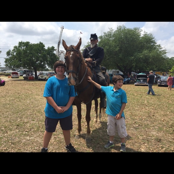 HI! I’m Dee Dee! WELCOME!! 💐💐 - Picture 8 of 8